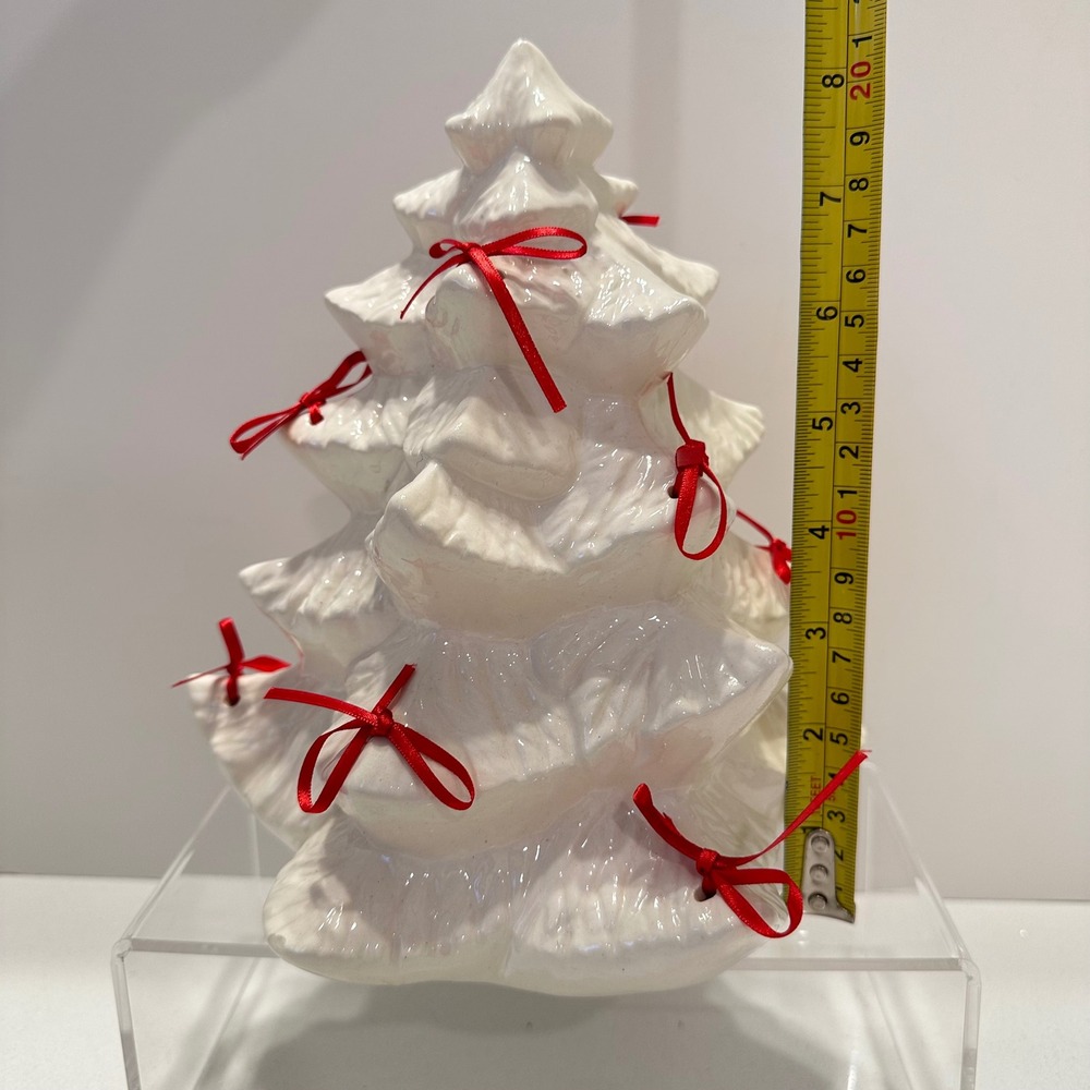 Vintage Jam Sacramento California White Ceramic Christmas Tree with Red Ribbons‎ - Picture 9 of 12